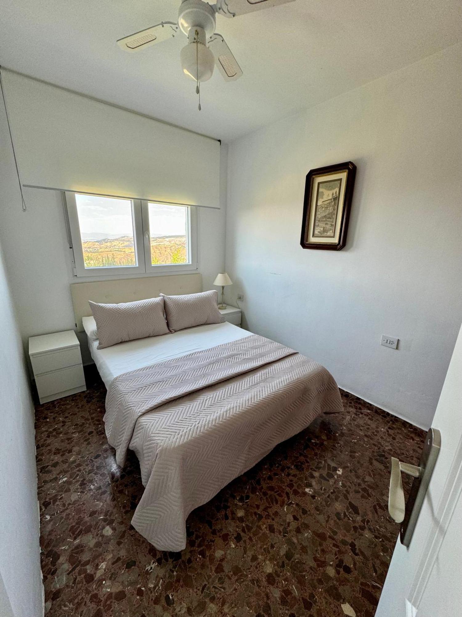Casa Rural Balcon De 莫纳奇尔 外观 照片