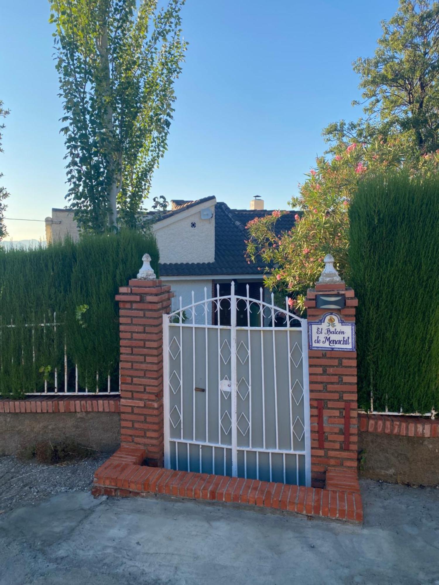 Casa Rural Balcon De 莫纳奇尔 外观 照片
